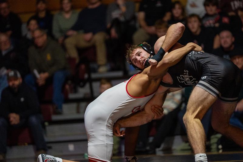 Wrestling vs Clackamas36