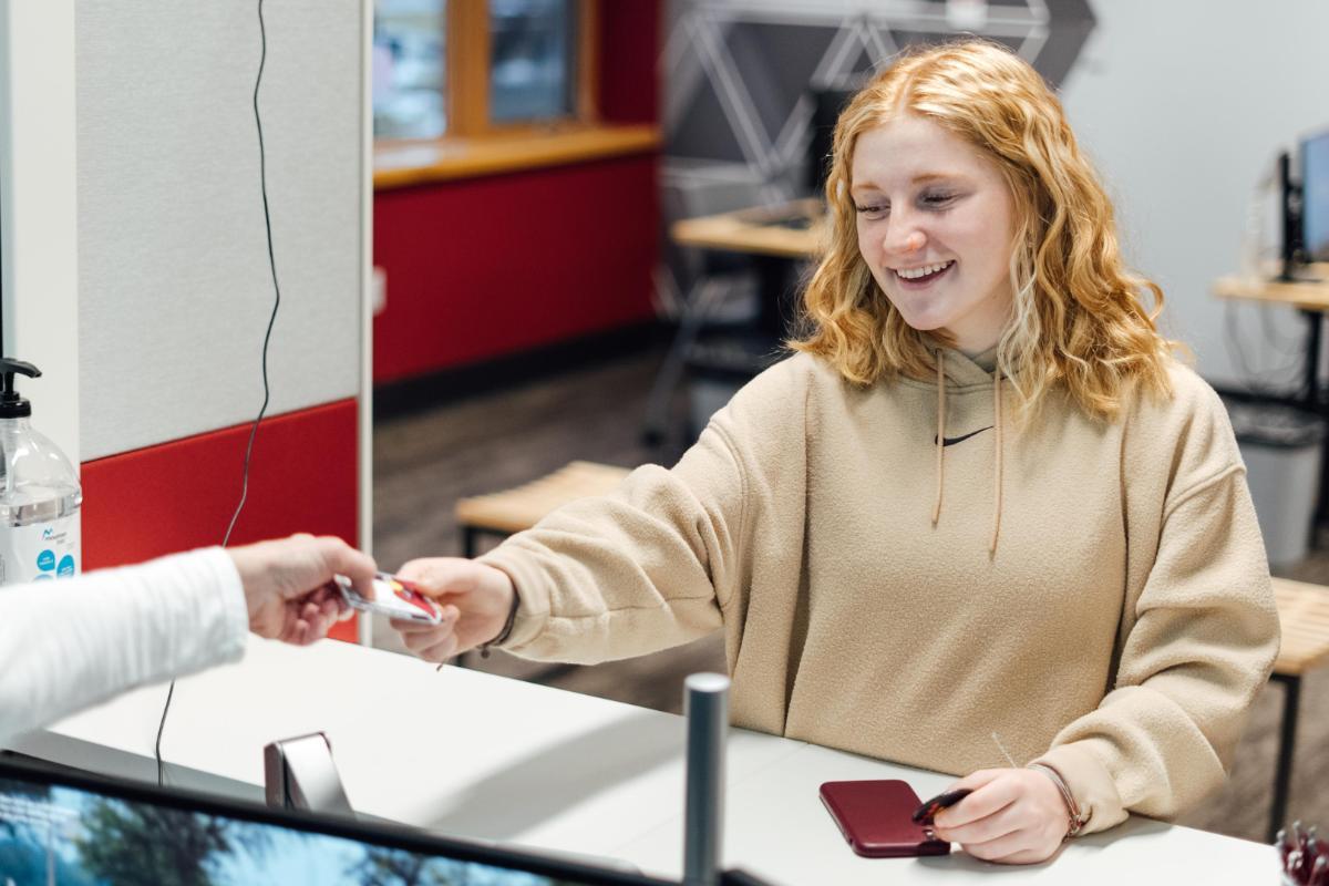 1200x800 900x900 Student Getting Student ID